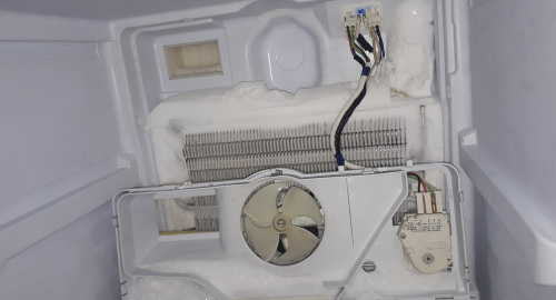 Ремонт холодильника. Красный Холм